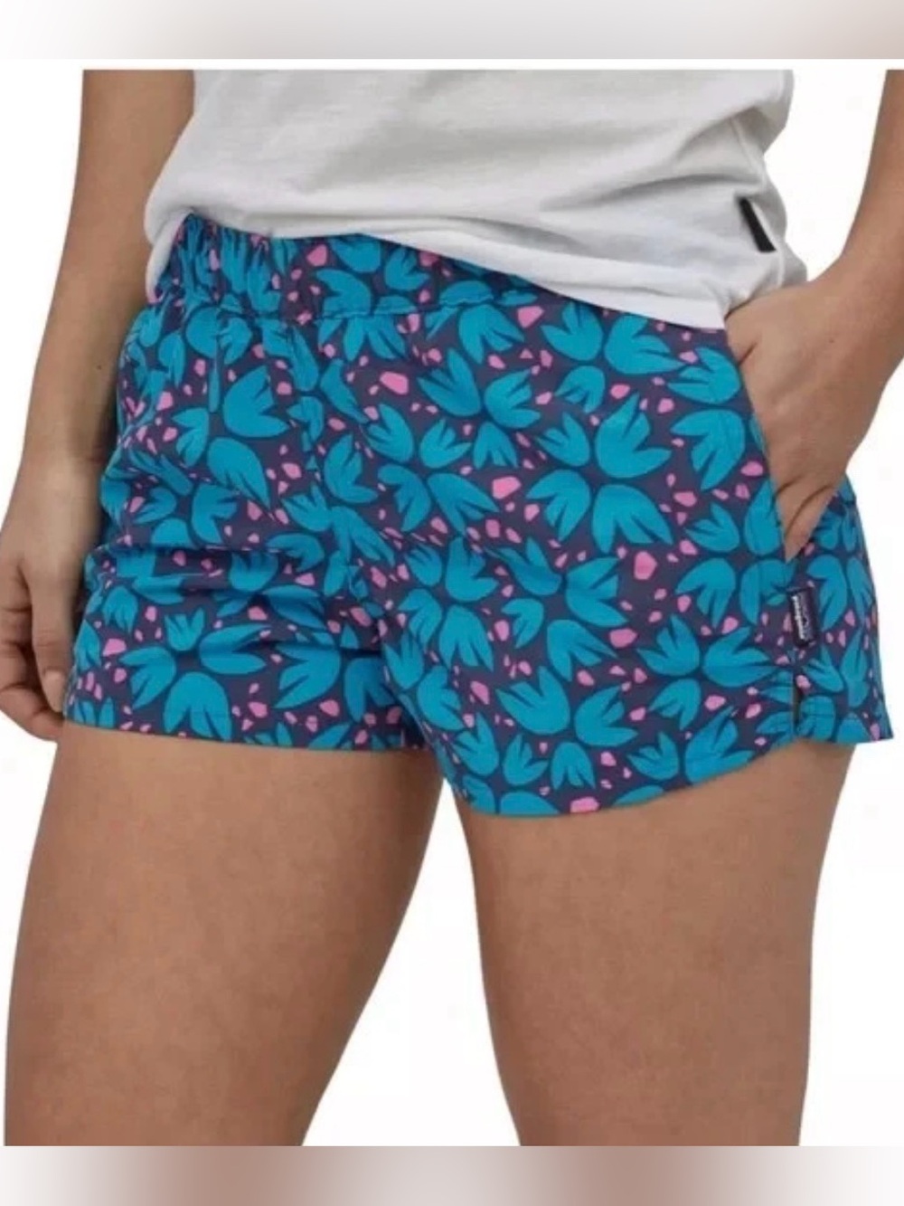 Patagonia Barely Baggies Pollen Confetti Dolomite Blue Navy Blue Pink size L